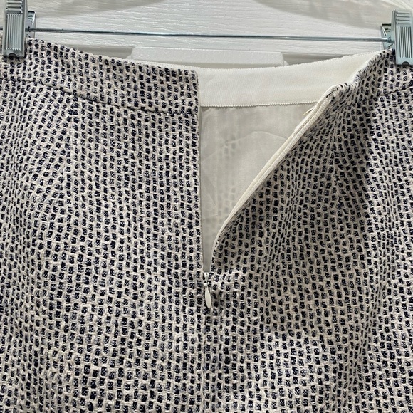 J. Crew Linen Blend White and Black Tweed No.2 Pencil Skirt, 0 - Picture 6 of 10